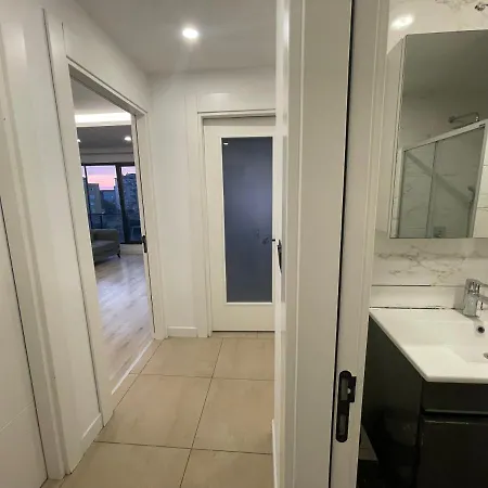 Spacious 3 Bedroom *